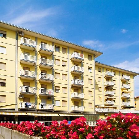 Ivana Belmare Apartaments Bibione Bagian luar foto